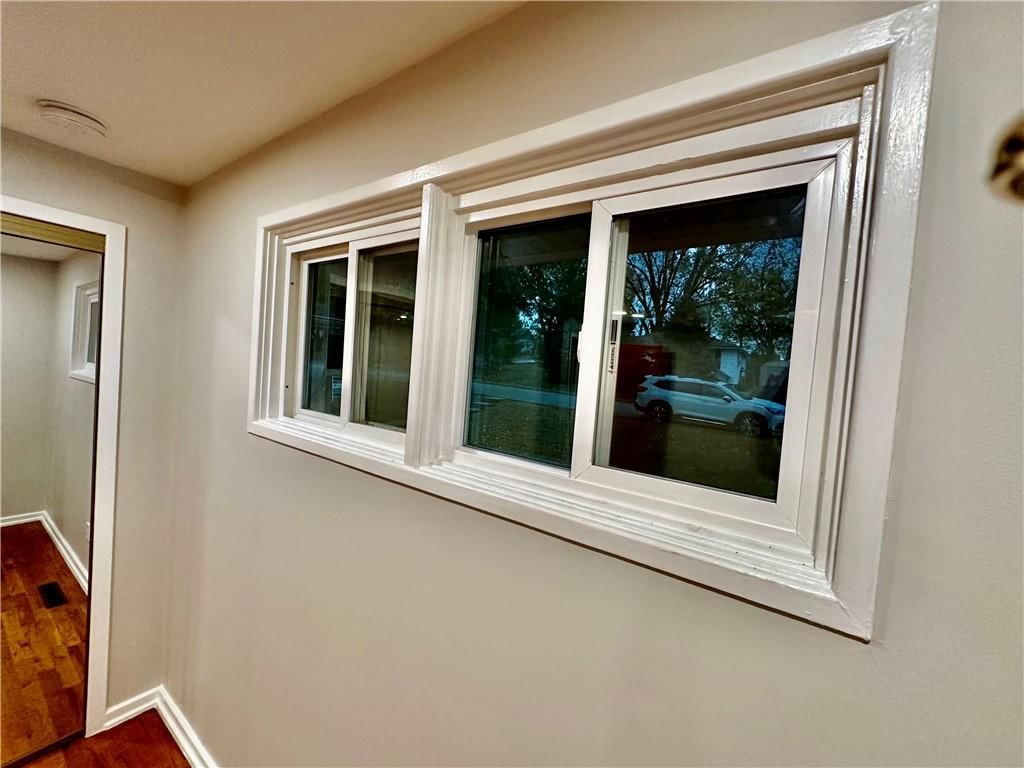 304 S Clayton Avenue — photo 30