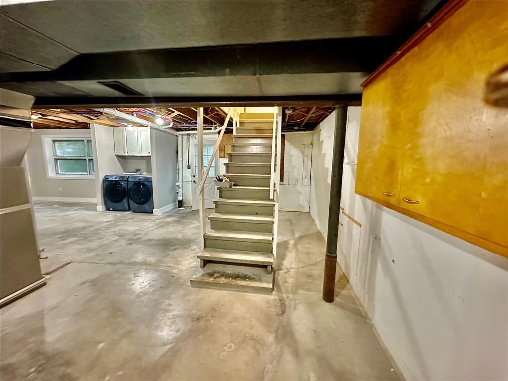 304 S Clayton Avenue — photo 46