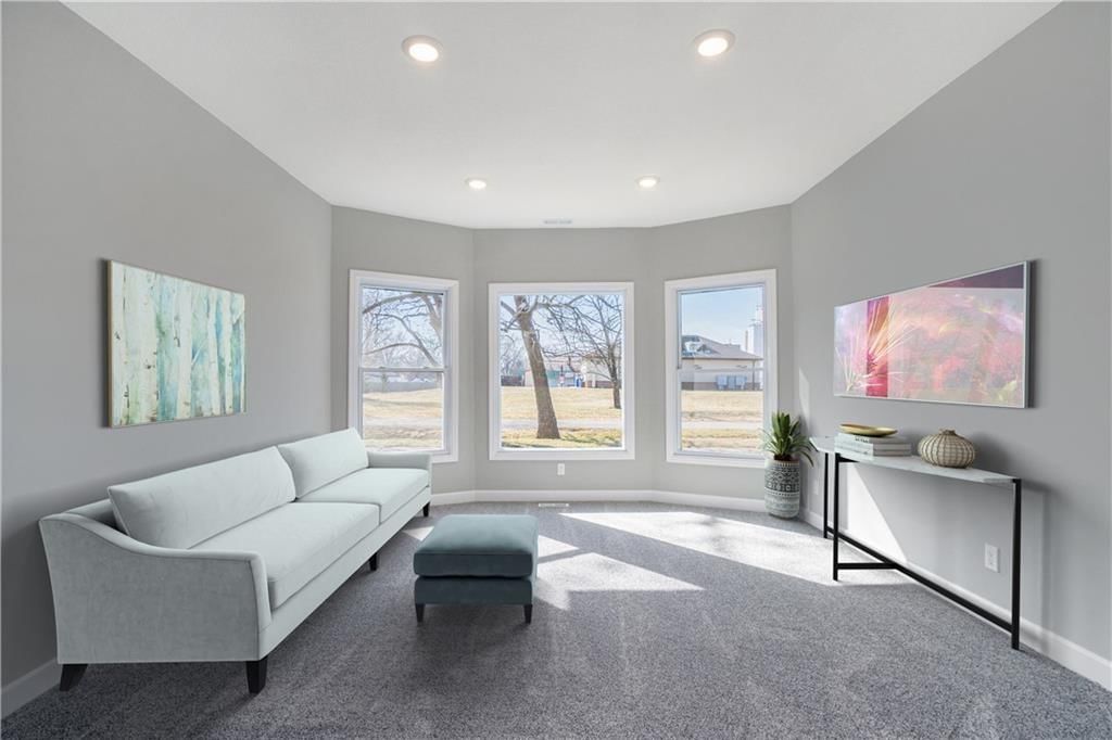 410 Walnut Street — photo 14