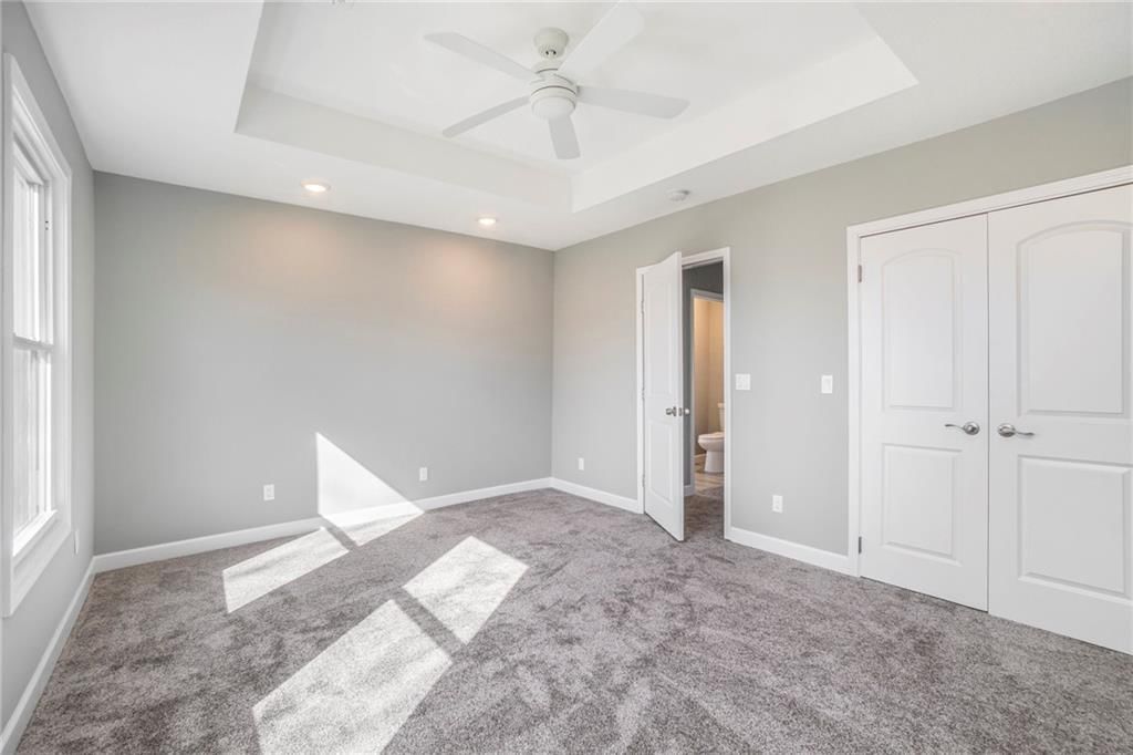 410 Walnut Street — photo 22