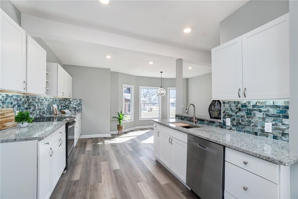 410 Walnut Street — photo 10
