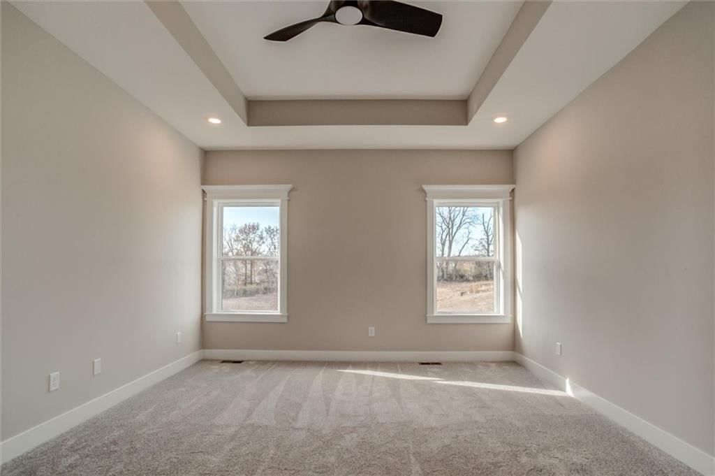 7808 N Spruce Avenue — photo 15