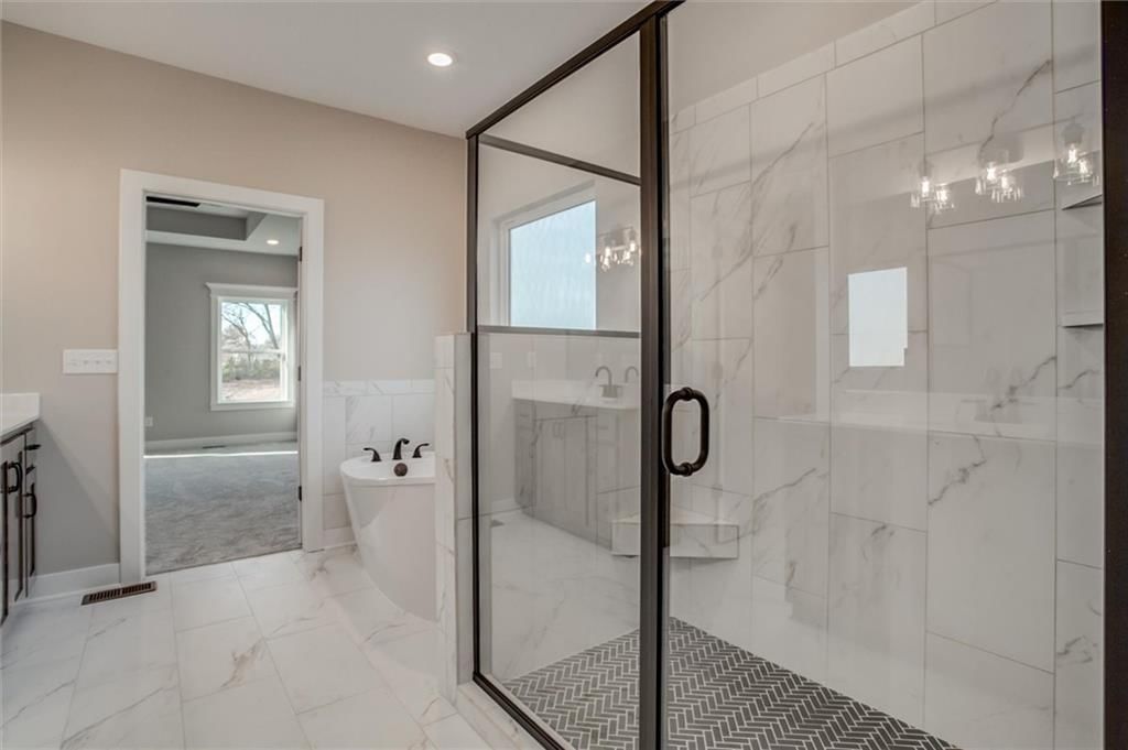 7808 N Spruce Avenue — photo 21