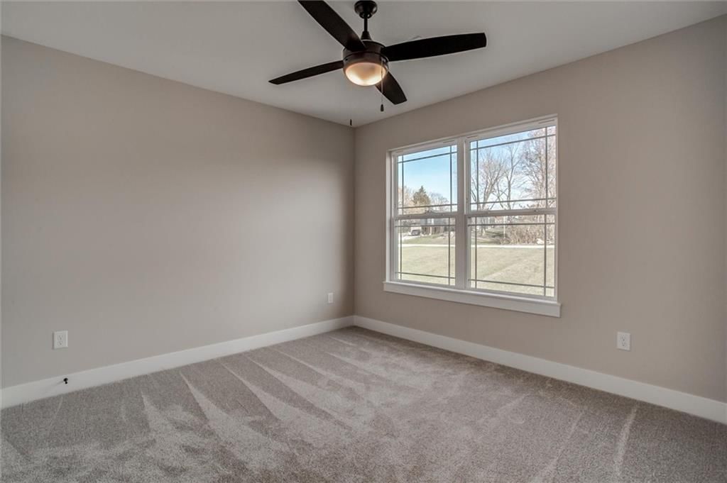 7808 N Spruce Avenue — photo 25