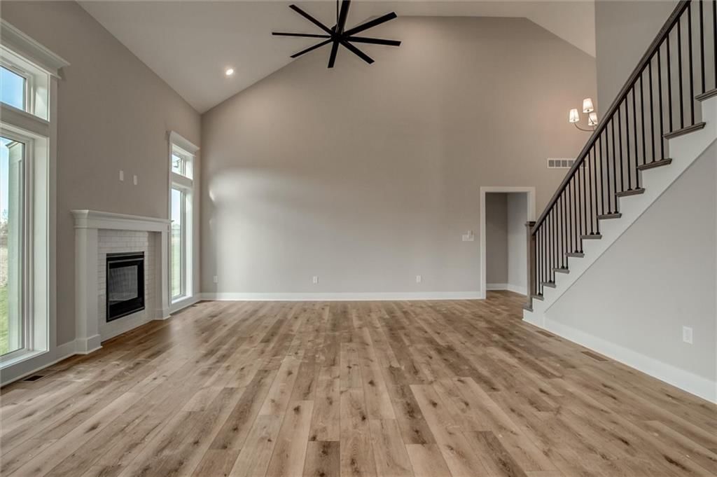 7808 N Spruce Avenue — photo 9