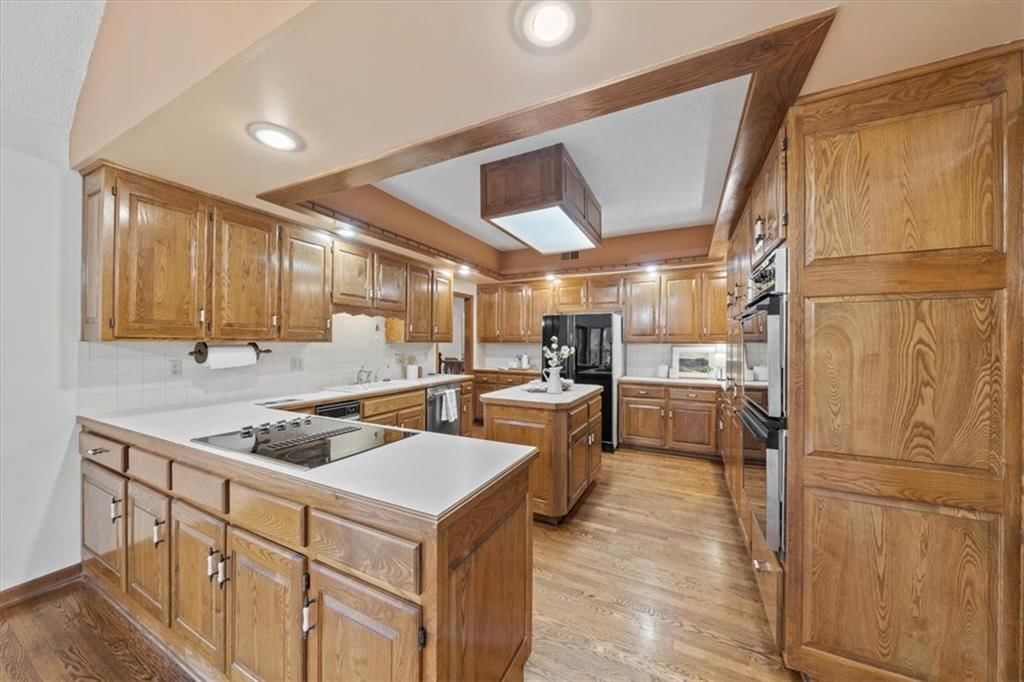 4500 W 125th Terrace — photo 13