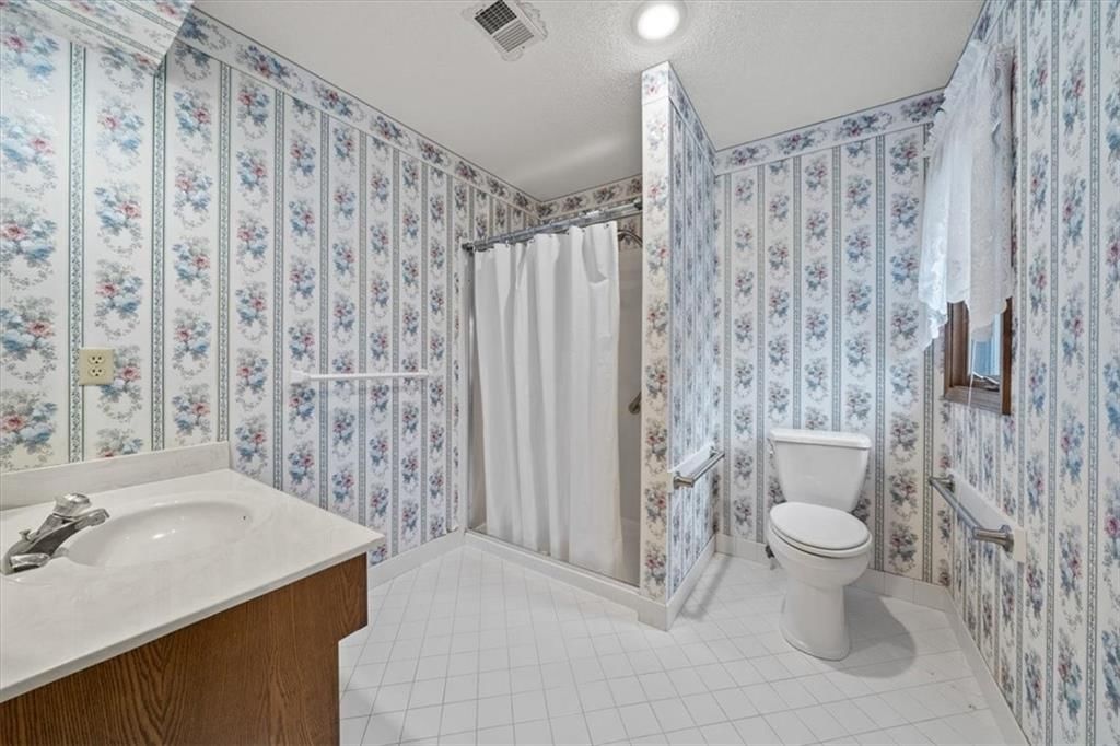 4500 W 125th Terrace — photo 29