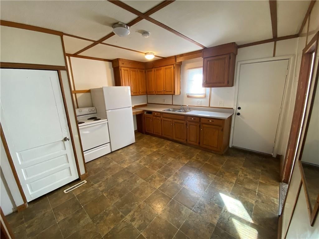 2304 Walnut Street — photo 11
