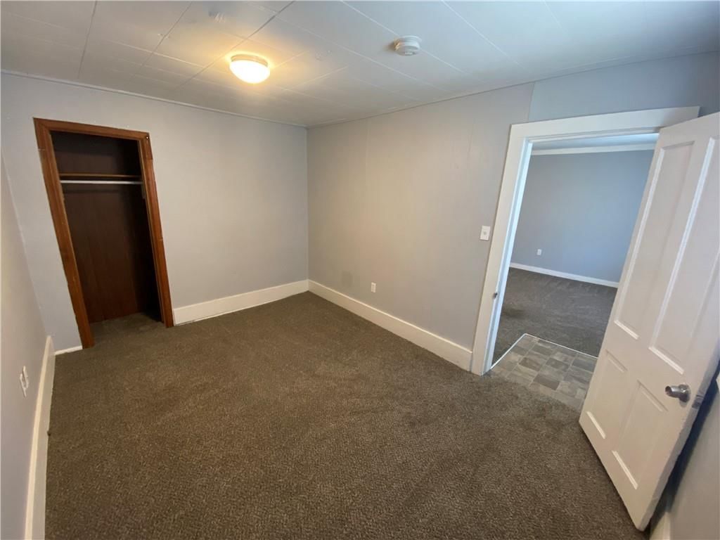 2304 Walnut Street — photo 12