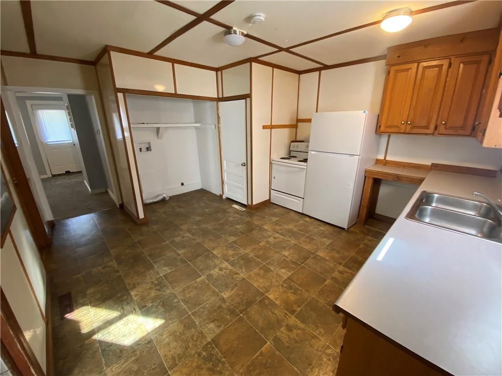 2304 Walnut Street — photo 9