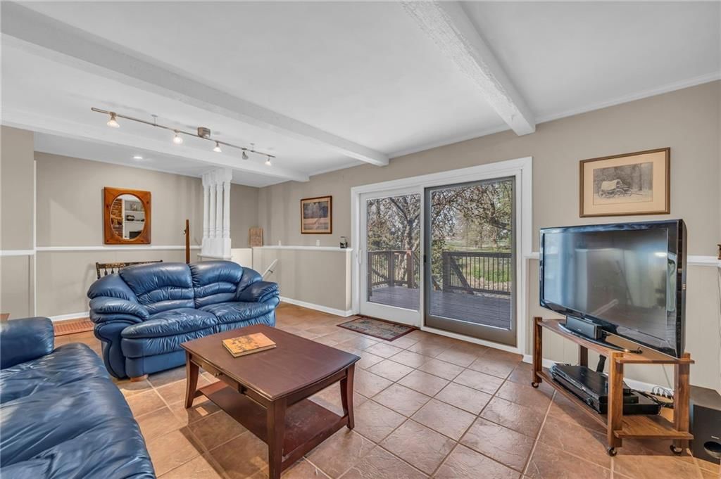 9318 ROE Avenue — photo 18