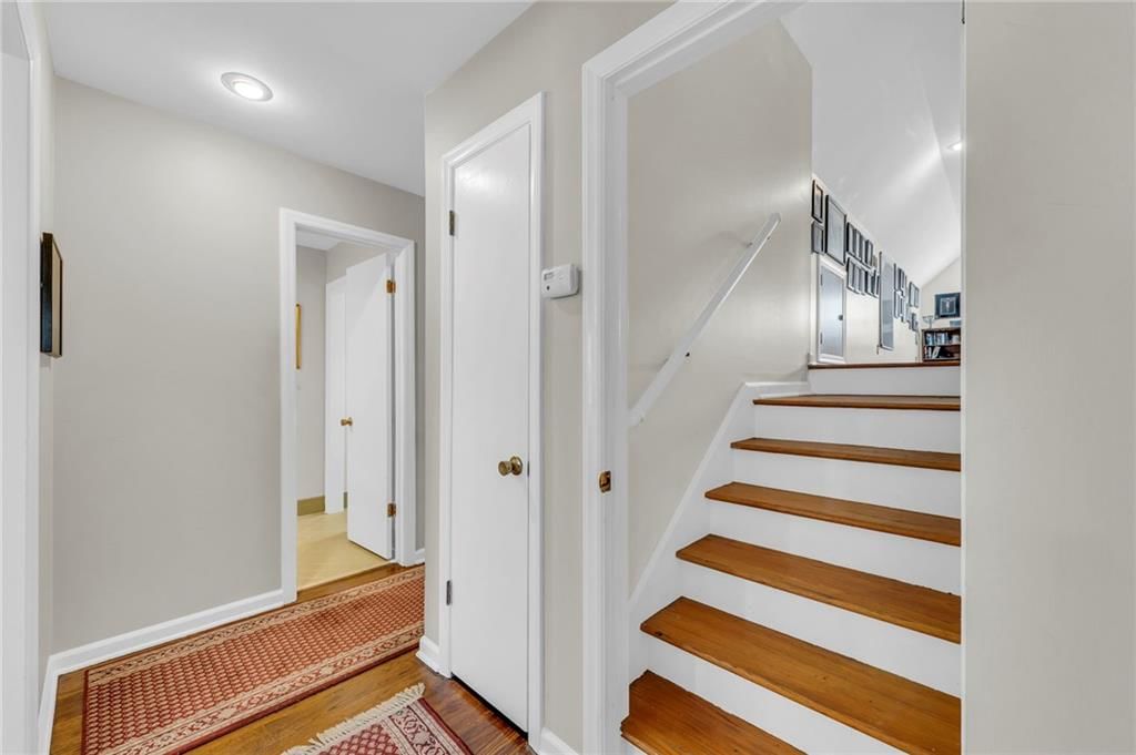 9318 ROE Avenue — photo 20