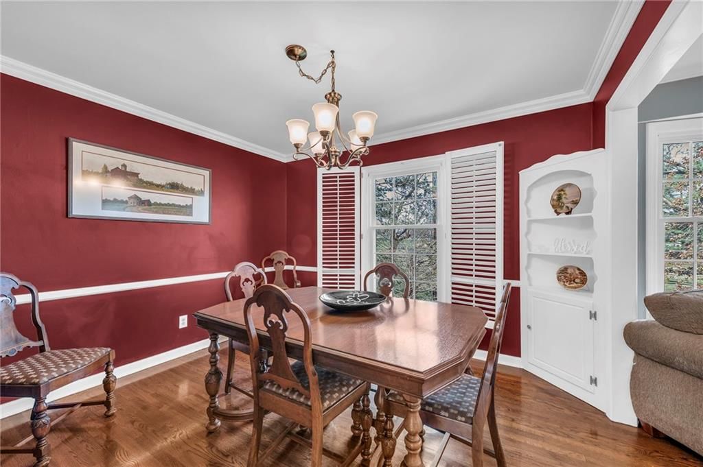 9318 ROE Avenue — photo 10