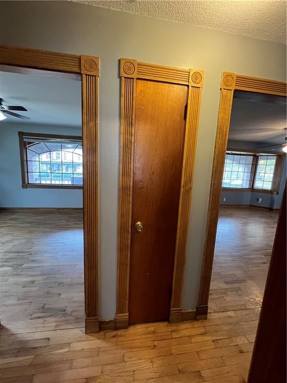901 W Chestnut Street — photo 23