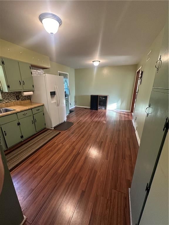 726 E Lexington Street — photo 5