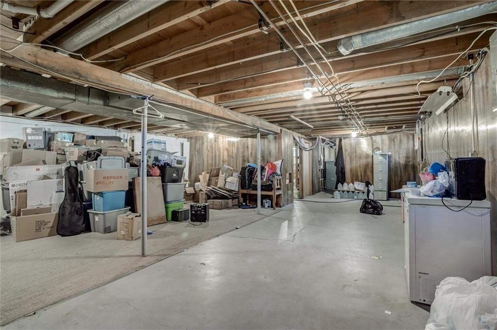 315 E Ford Street — photo 22