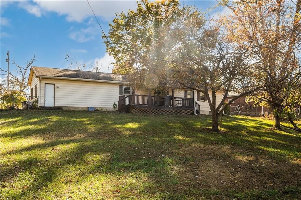 315 E Ford Street — photo 26