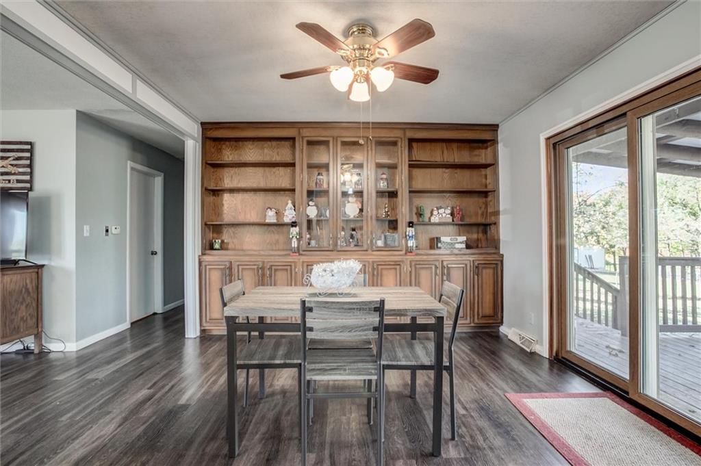 315 E Ford Street — photo 10