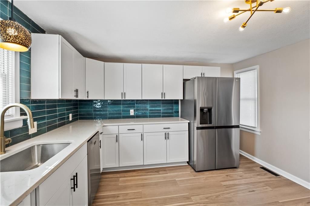 921 Sherman Avenue — photo 15