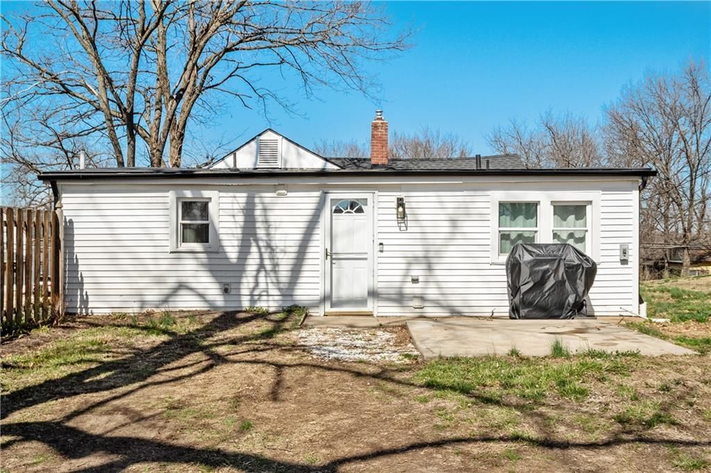 921 Sherman Avenue — photo 24