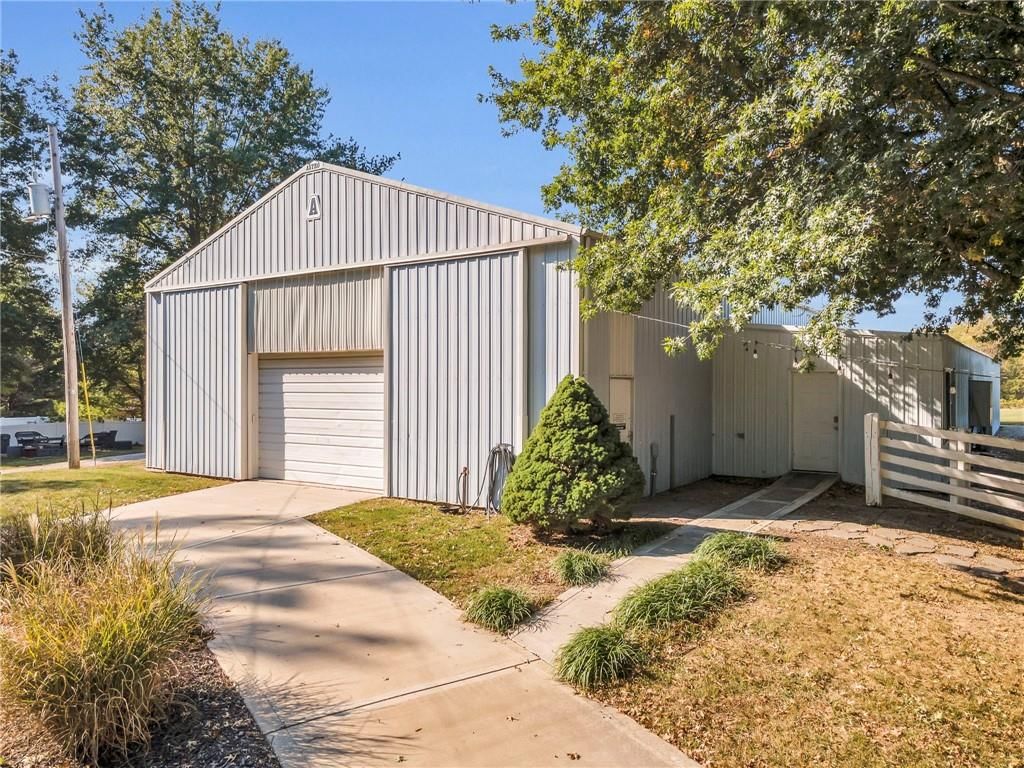 15010 Salem Road — photo 15