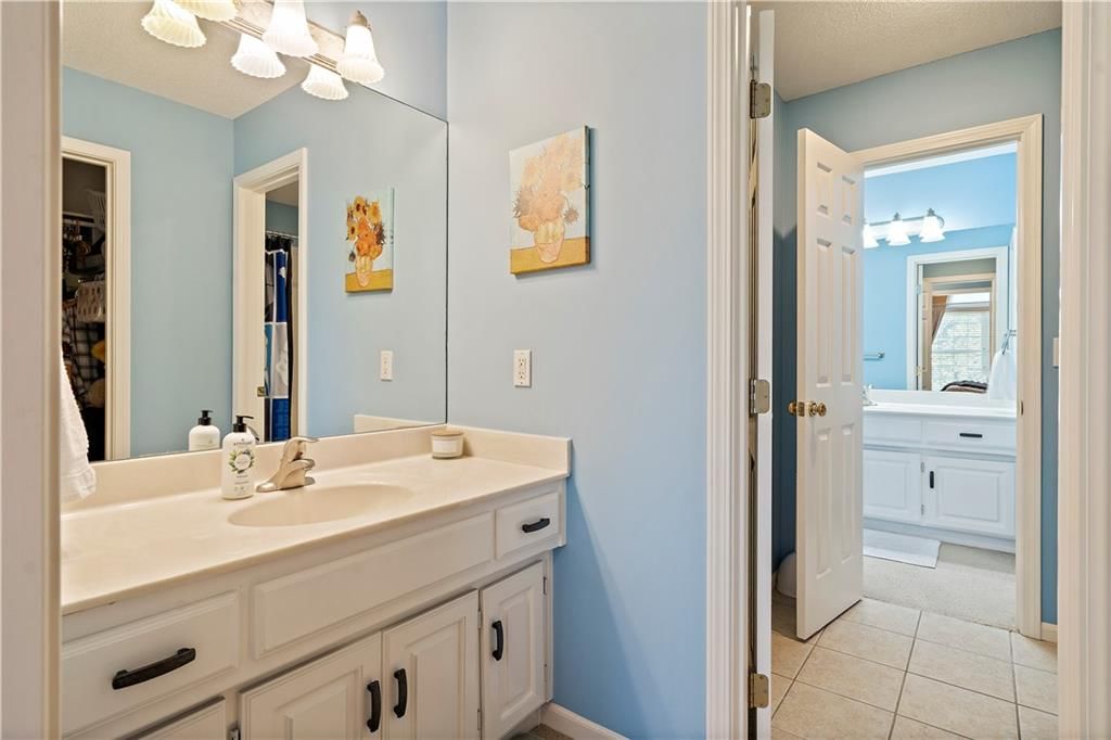 5103 W 155th Terrace — photo 36