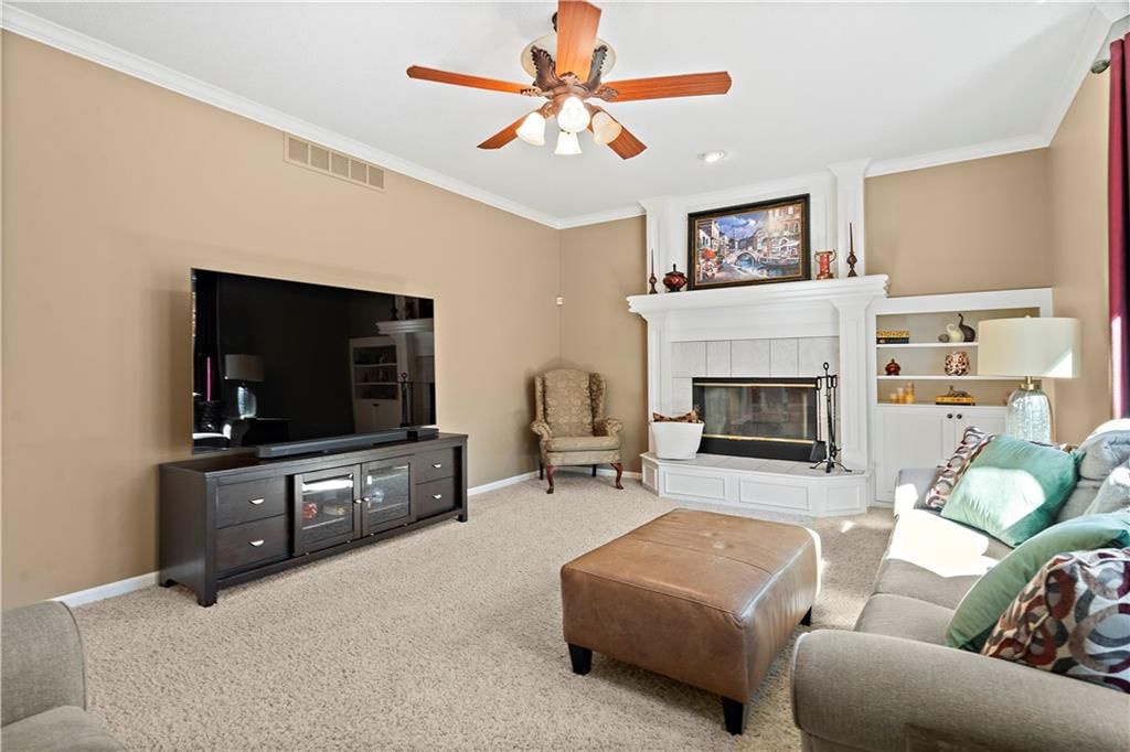 5103 W 155th Terrace — photo 9