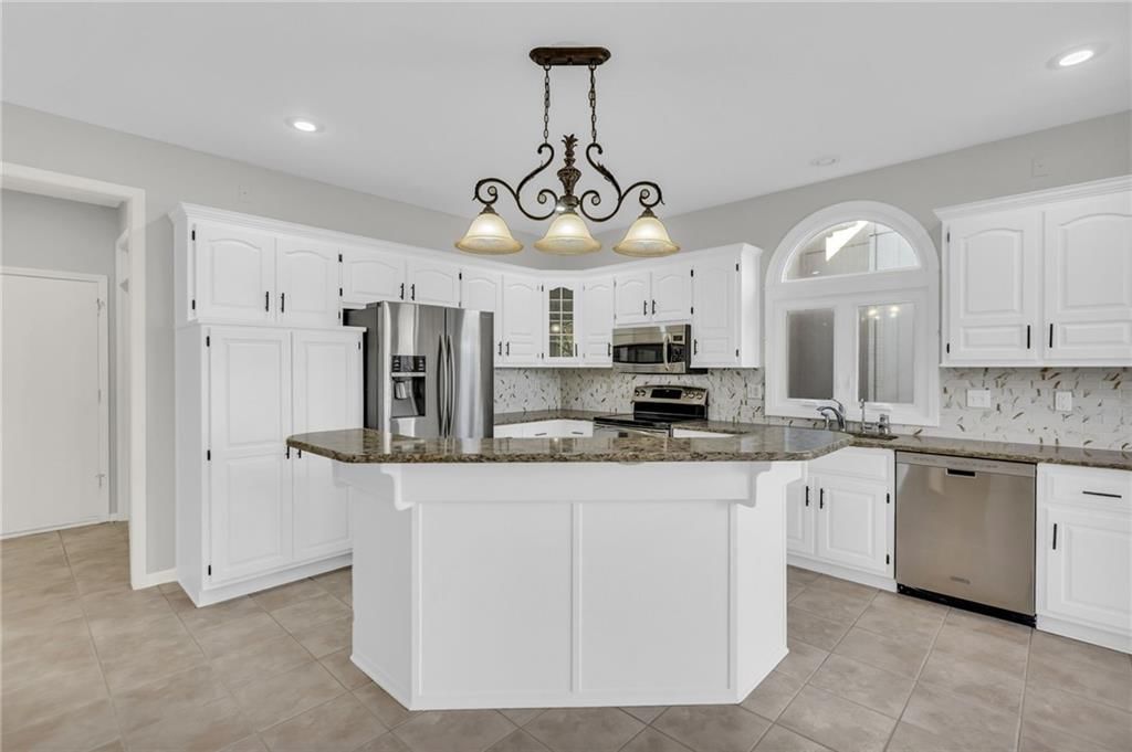 14105 Parkhill Lane — photo 13