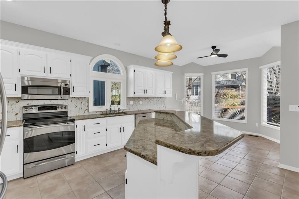 14105 Parkhill Lane — photo 14
