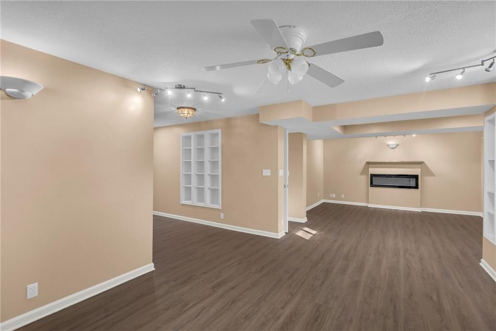 14105 Parkhill Lane — photo 29