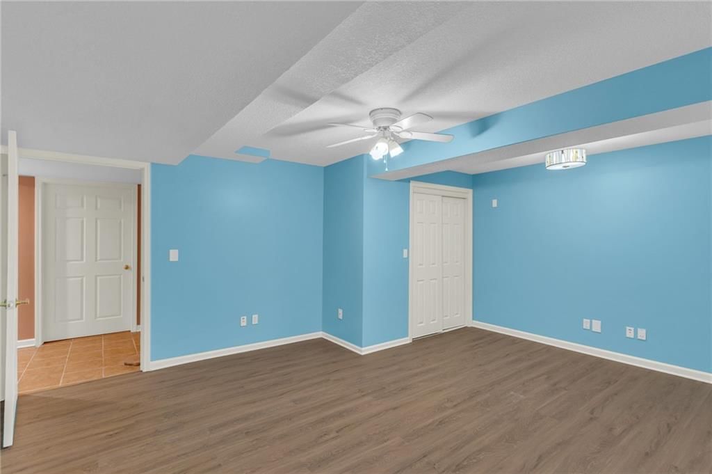 14105 Parkhill Lane — photo 32