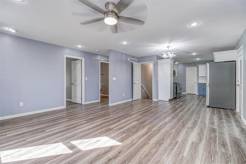 300 NE 101ST Place — photo 13