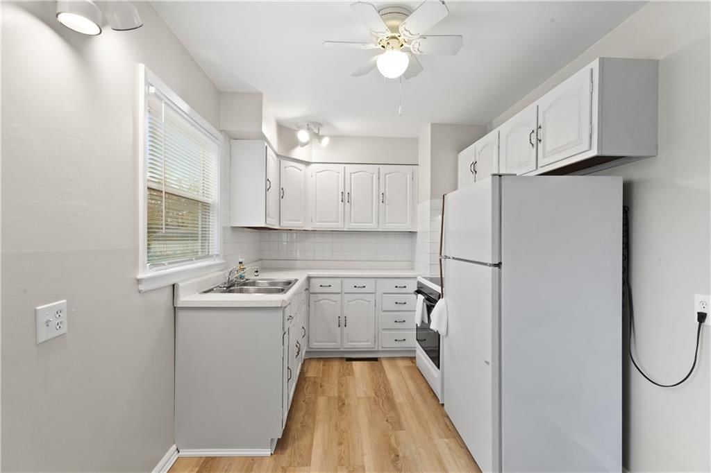 2517 Glen Lane — photo 4