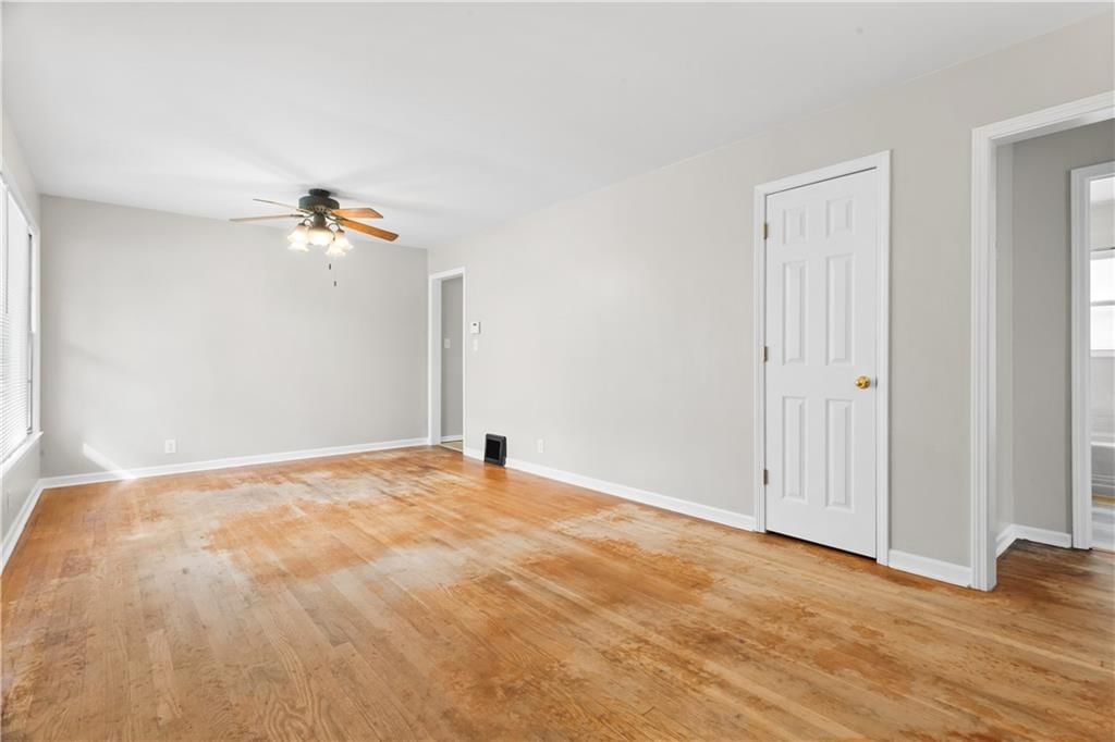 2517 Glen Lane — photo 10
