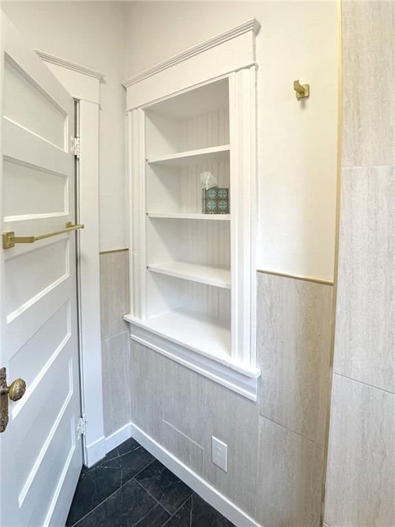 807 E 41st Street — photo 15
