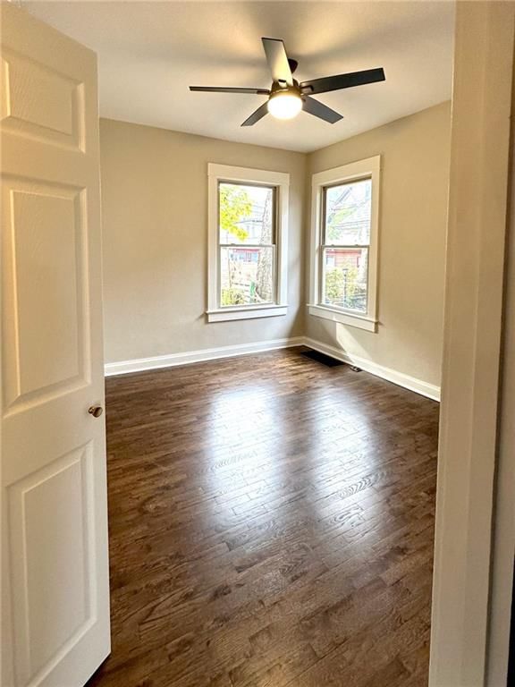 807 E 41st Street — photo 17