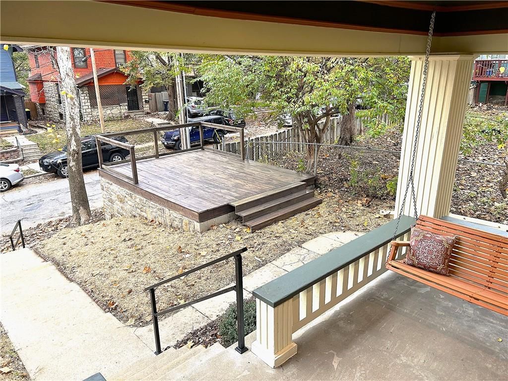 807 E 41st Street — photo 23