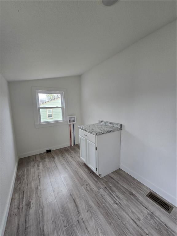 728 Burke Street — photo 26