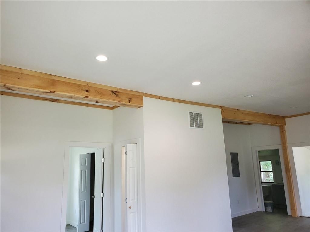 728 Burke Street — photo 7