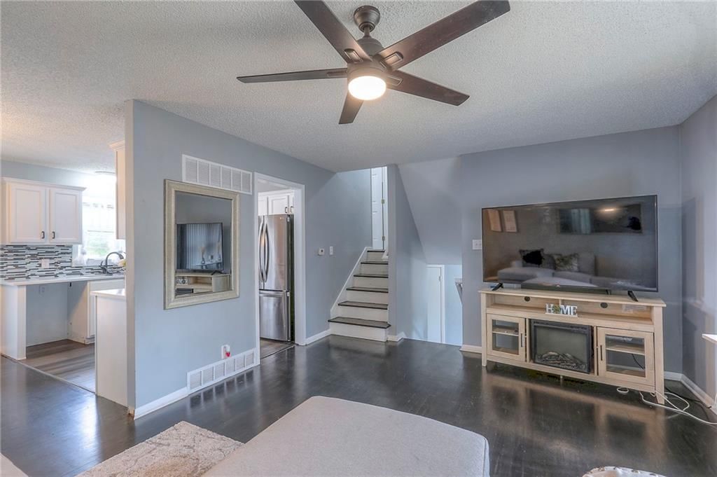 3521 Randall Drive — photo 9