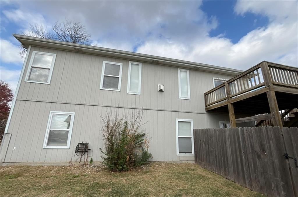 1131 N GLENVIEW Avenue — photo 3