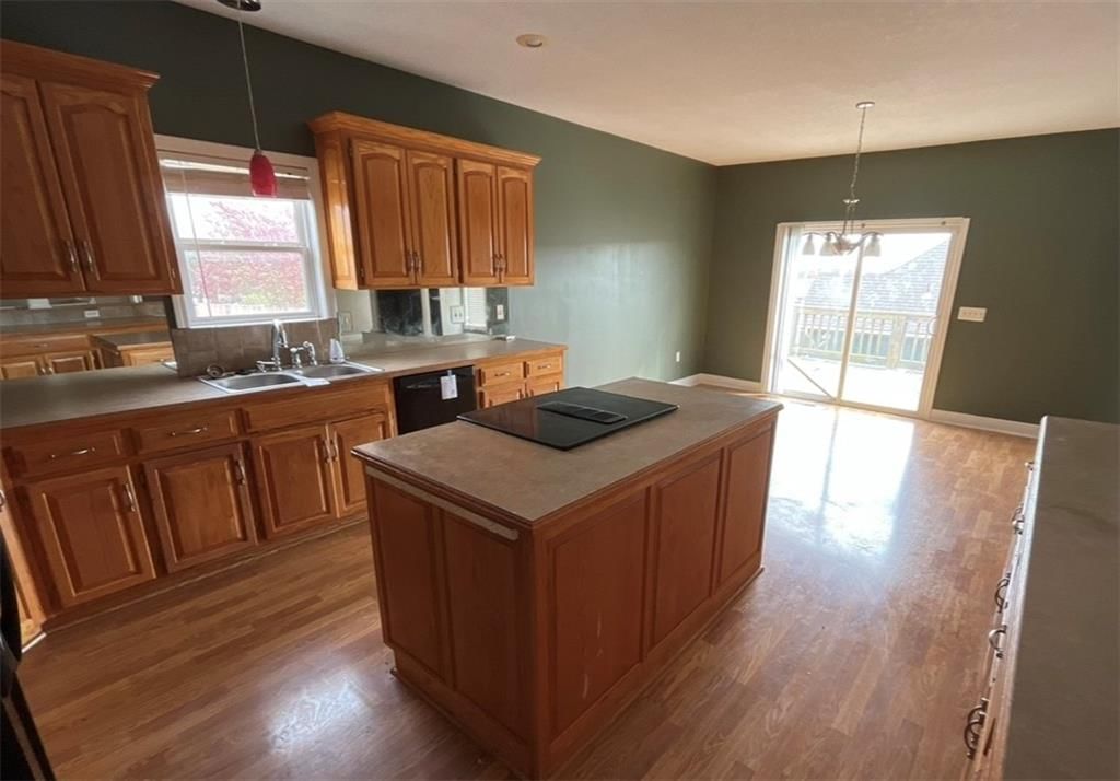 1131 N GLENVIEW Avenue — photo 7