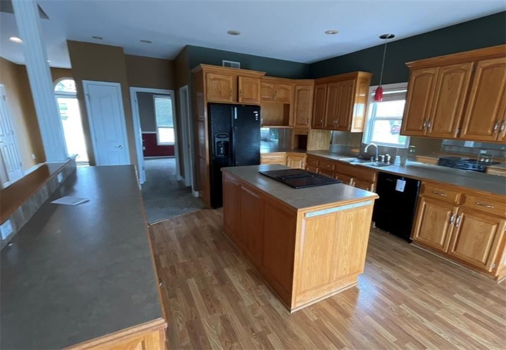 1131 N GLENVIEW Avenue — photo 8