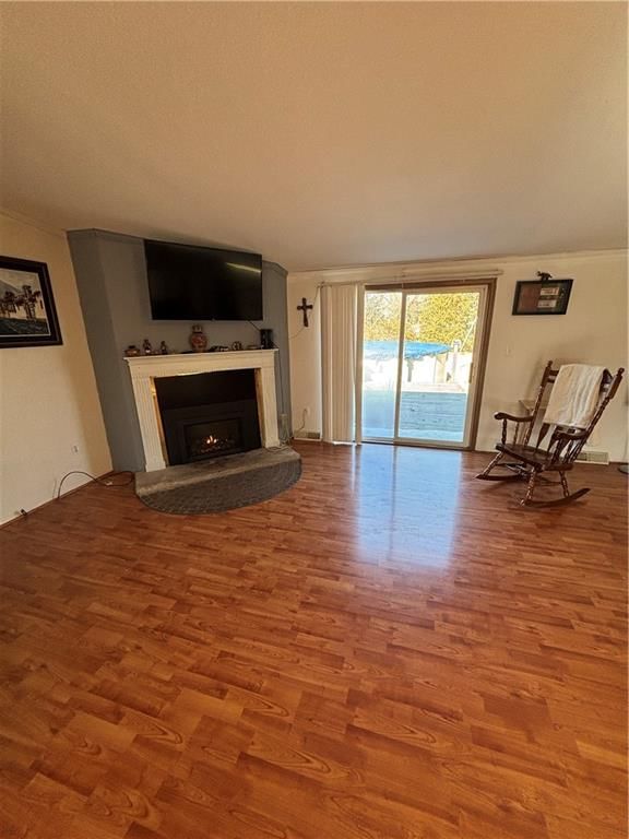 3303 Pefley Avenue — photo 5