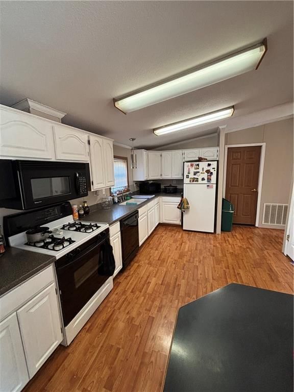 3303 Pefley Avenue — photo 8