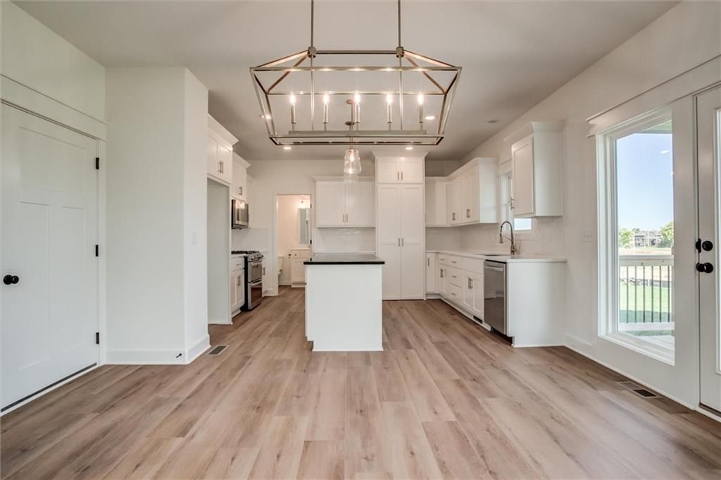 7812 NE 106TH Terrace — photo 6