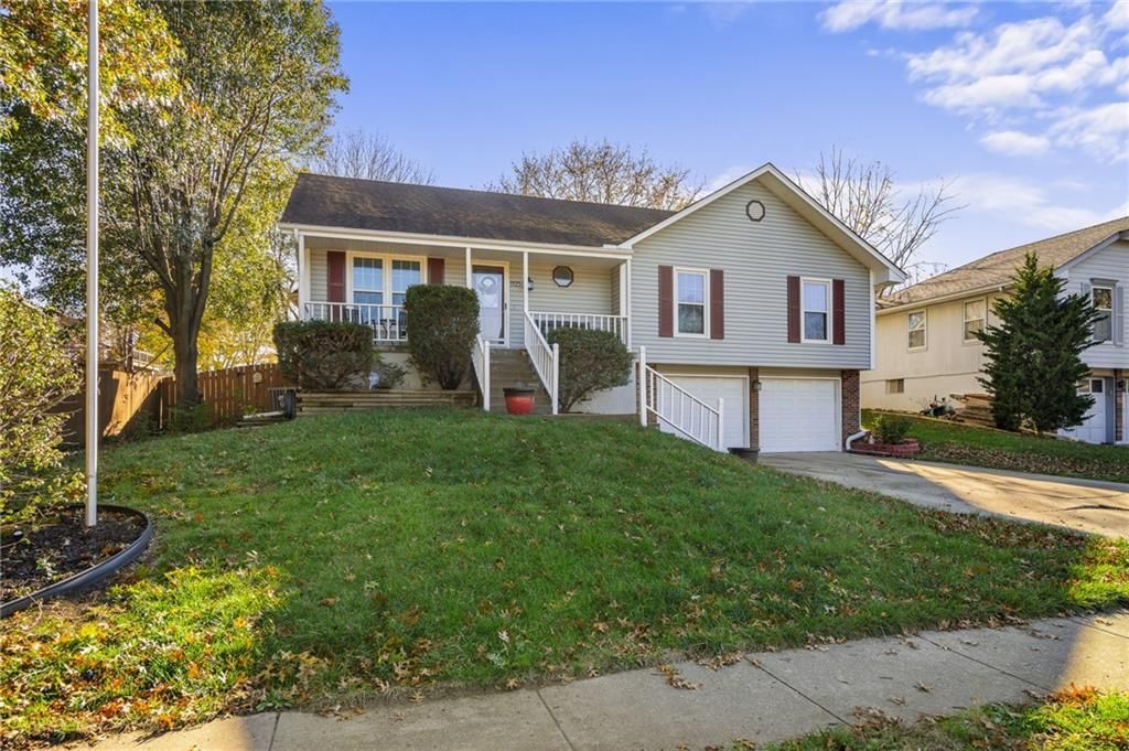 1123 NE Deerbrook Terrace — photo 10