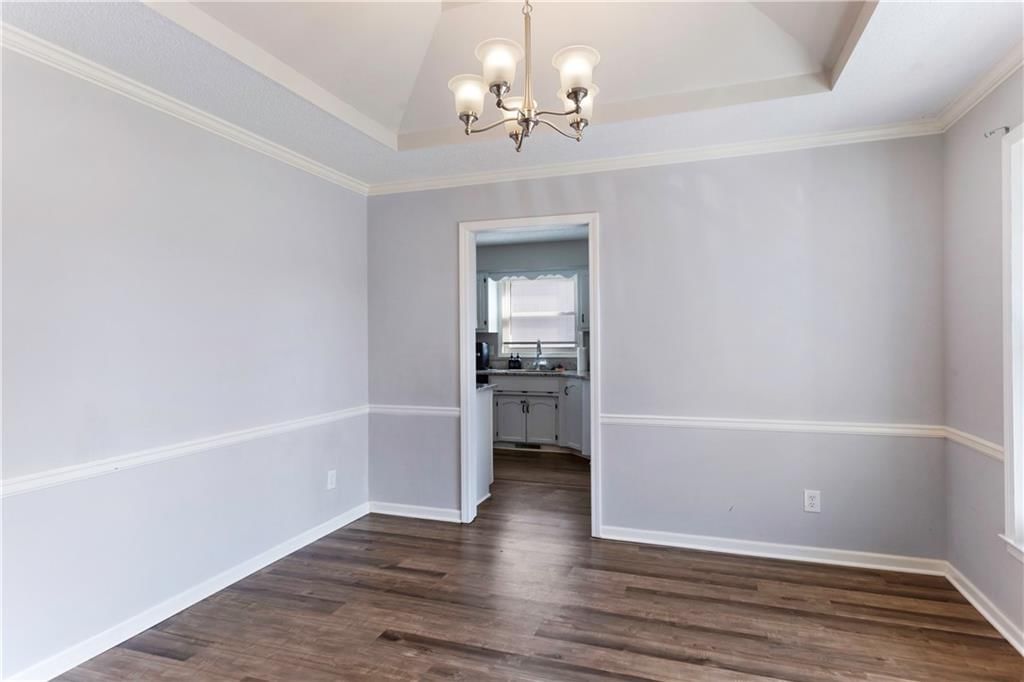 1531 Ridgeway Drive — photo 3