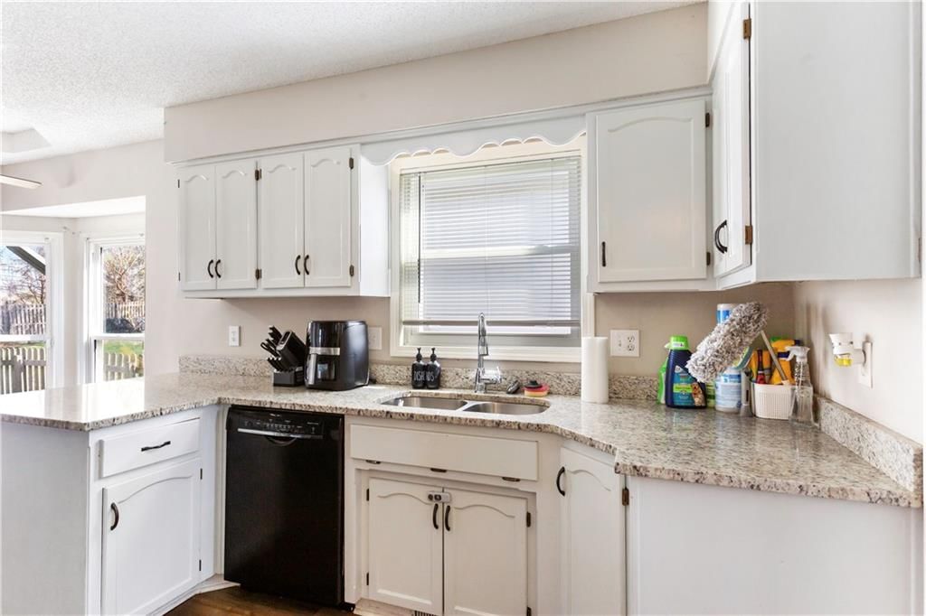 1531 Ridgeway Drive — photo 6