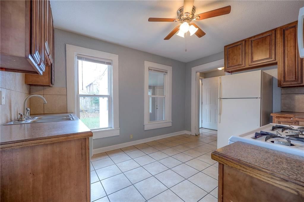 3919 Central Street — photo 17